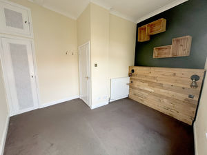 Photo 8- click for photo gallery